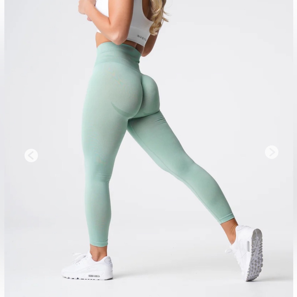 Sage Green Curve NVGTN Leggings